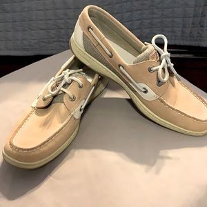 Sperry Topsiders